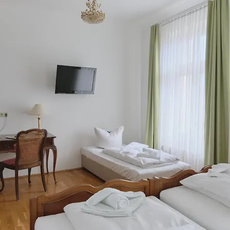 Jahrhunderthotel Otel