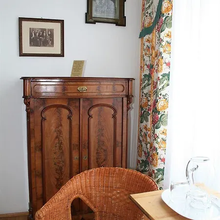 Jahrhunderthotel 3*