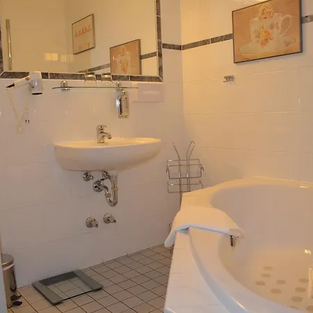 Jahrhunderthotel Otel Leipzig