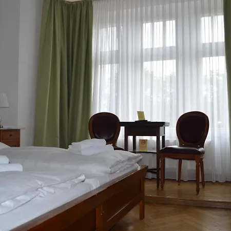 Jahrhunderthotel